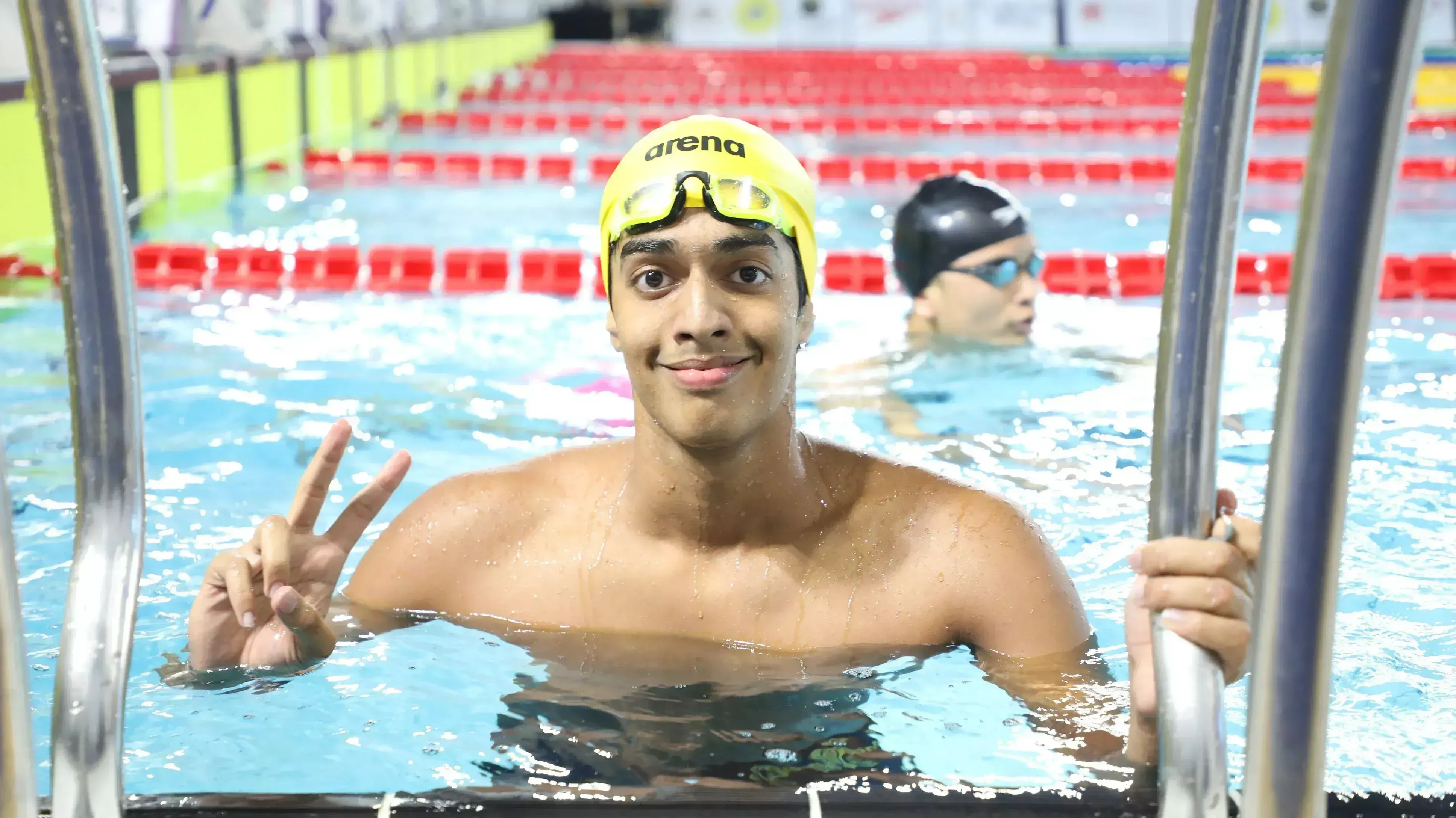 Srihari Nataraj swimming
