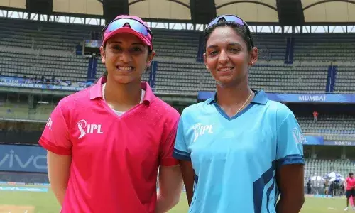 Smriti Mandhana and Harmanpreet Kaur Smriti Mandhana and Harmanpreet Kaur