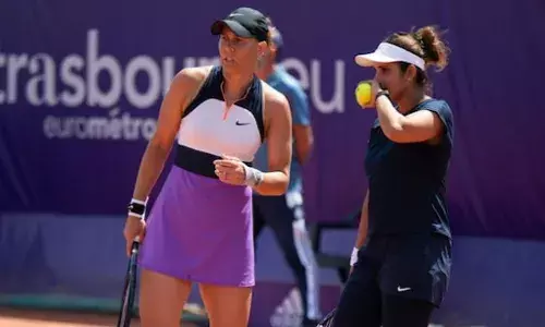 Sania Mirza and Lucie Hradecka Tennis