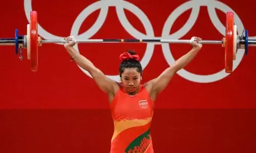 Mirabai Chanu Weightlifting