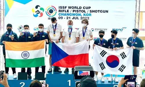 25m rapid fire pistol team