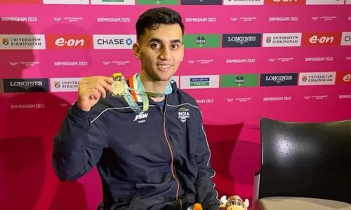 बैडमिंटन स्टार लक्ष्य सेन ने विपरीत परिस्थितियों से लड़कर हासिल किया राष्ट्रमंडल खेलों में अपना लक्ष्य