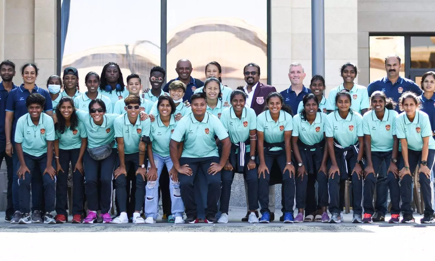 फीफा द्वारा लगाए गए प्रतिबंध के चलते एएफसी महिला क्लब चैंपियनशिप में बिना खेले स्वदेश लौटेगी गोकुलम केरला टीम फीफा द्वारा लगाए गए प्रतिबंध के चलते एएफसी महिला क्लब चैंपियनशिप में बिना खेले स्वदेश लौटेगी गोकुलम केरला टीम