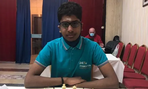 बेंगलुरु के शतरंज खिलाड़ी किशोर प्रणव आनंद बने भारत के 76वें ग्रैंड मास्टर