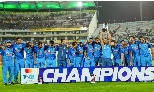 IND vs AUS 3rd T20: भारत ने ऑस्ट्रेलिया को छह विकेट से हराया, 2-1 से अपने नाम की सीरीज IND vs AUS 3rd T20: भारत ने ऑस्ट्रेलिया को छह विकेट से हराया, 2-1 से अपने नाम की सीरीज