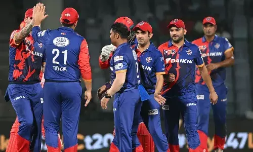 Legends League Cricket: इंडिया कैपिटल्स ने गुजरात जायंट्स को 6 विकेट से हराया, शीर्ष पर बनाई जगह Legends League Cricket: इंडिया कैपिटल्स ने गुजरात जायंट्स को 6 विकेट से हराया, शीर्ष पर बनाई जगह