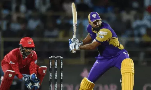 Legends League Cricket: भीलवाड़ा किंग्स ने गुजरात जायंट्स को 5 विकेट से हराया, प्लेऑफ के लिए किया क्वालीफाई