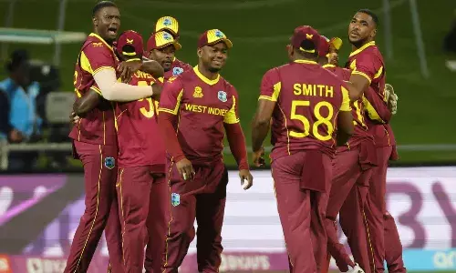 T20 World Cup: गेंदबाजी के दम पर वेस्टइंडीज ने जिम्बाब्वे को 31 रन से दी मात T20 World Cup: गेंदबाजी के दम पर वेस्टइंडीज ने जिम्बाब्वे को 31 रन से दी मात