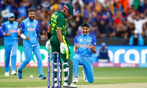 IND VS PAK T20: मैच में हीरो बनकर चमके अर्शदीप, कभी खालिस्तानी कहकर लोगों ने किया था ट्रोल