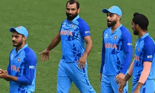 T20 World Cup: सिडनी में अभ्यास मैच खेल रही टीम इंडिया को परोसा गया खराब खाना, पढ़े पूरी रिपोर्ट T20 World Cup: सिडनी में अभ्यास मैच खेल रही टीम इंडिया को परोसा गया खराब खाना, पढ़े पूरी रिपोर्ट