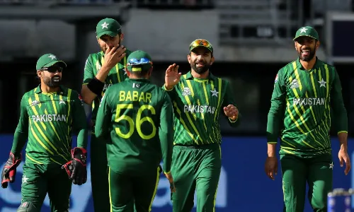 T20 World Cup: नीदरलैंड को 6 विकेट से हराकर पाकिस्तान ने हासिल की पहली जीत T20 World Cup: नीदरलैंड को 6 विकेट से हराकर पाकिस्तान ने हासिल की पहली जीत