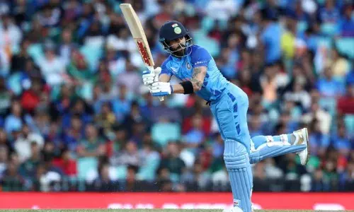 टी20 विश्व कप में 1000 रन पूरा करने वाले दूसरे बल्लेबाज बने किंग कोहली टी20 विश्व कप में 1000 रन पूरा करने वाले दूसरे बल्लेबाज बने किंग कोहली