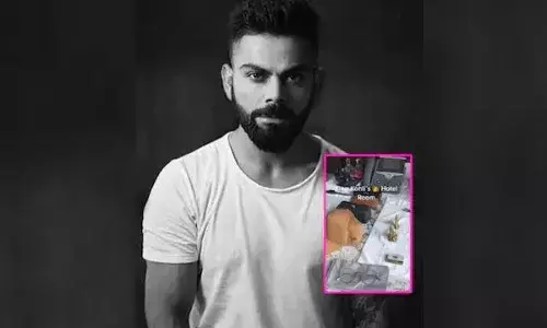 Viral Video: विराट कोहली के होटल रूम का वीडियो हुआ लीक, निजता के हनन पर आग बबूला हुए कोहली Viral Video: विराट कोहली के होटल रूम का वीडियो हुआ लीक, निजता के हनन पर आग बबूला हुए कोहली
