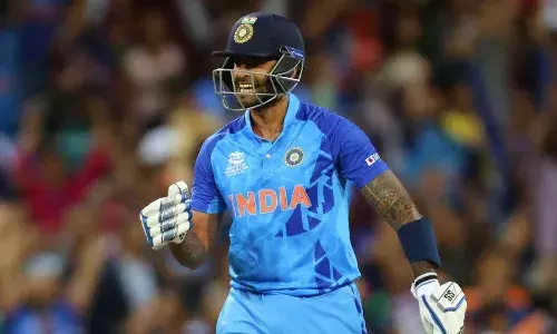 ICC Rankings: सलामी बल्लेबाज सूर्यकुमार यादव बल्लेबाजों की रैंकिंग में नंबर एक पर बरकरार ICC Rankings: सलामी बल्लेबाज सूर्यकुमार यादव बल्लेबाजों की रैंकिंग में नंबर एक पर बरकरार