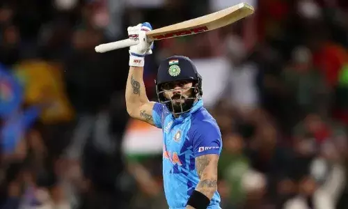 टी20 विश्व कप में सर्वाधिक रन बनाने वाले बल्लेबाज बने विराट कोहली टी20 विश्व कप में सर्वाधिक रन बनाने वाले बल्लेबाज बने विराट कोहली