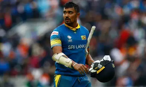 यौन उत्पीडन के आरोप में श्रीलंका टीम के बल्लेबाज दानुष्का गुणथिलाका गिरफ्तार यौन उत्पीडन के आरोप में श्रीलंका टीम के बल्लेबाज दानुष्का गुणथिलाका गिरफ्तार