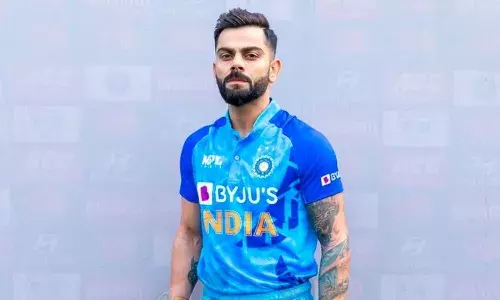 विराट कोहली को मिला आईसीसी प्लेयर ऑफ द मंथ का अवार्ड विराट कोहली को मिला आईसीसी प्लेयर ऑफ द मंथ का अवार्ड