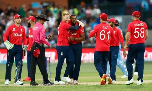 T20 World Cup: सेमीफाइनल मुकाबले में भारत को मिली हार, इंग्लैंड ने 10 विकेट से हराया T20 World Cup: सेमीफाइनल मुकाबले में भारत को मिली हार, इंग्लैंड ने 10 विकेट से हराया