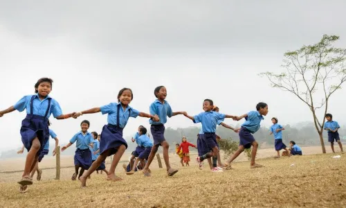 खेल स्कूली शिक्षा का अभिन्न अंग होना चाहिए: सौरव गांगुली खेल स्कूली शिक्षा का अभिन्न अंग होना चाहिए: सौरव गांगुली