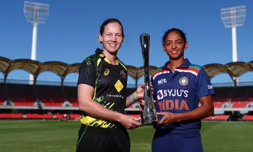 टी20 विश्व कप से पहले ऑस्ट्रेलिया के खिलाफ सीरीज खेलने के लिए तैयार भारतीय महिला टीम टी20 विश्व कप से पहले ऑस्ट्रेलिया के खिलाफ सीरीज खेलने के लिए तैयार भारतीय महिला टीम