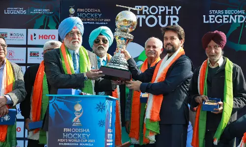 खेल मंत्री श्री अनुराग ठाकुर ने राष्ट्रीय राजधानी में हॉकी विश्व कप ट्रॉफी का अनावरण किया खेल मंत्री श्री अनुराग ठाकुर ने राष्ट्रीय राजधानी में हॉकी विश्व कप ट्रॉफी का अनावरण किया