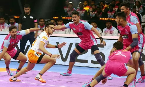 Pro Kabaddi League: पुनेरी पलटन या जयपुर पिंक पैंथर्स - कौन होगा प्रो कबड्डी लीग सीजन 9 का विजेता? Pro Kabaddi League: पुनेरी पलटन या जयपुर पिंक पैंथर्स - कौन होगा प्रो कबड्डी लीग सीजन 9 का विजेता?