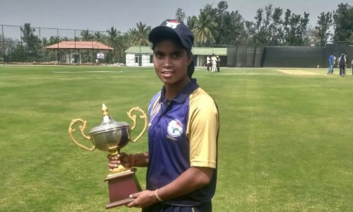 घने जंगल में पेड़ से लटका मिला ओडिशा की महिला क्रिकेटर का शव, दो दिन से थी लापता घने जंगल में पेड़ से लटका मिला ओडिशा की महिला क्रिकेटर का शव, दो दिन से थी लापता
