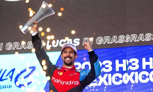 फार्मूला ई रेस के नए सत्र में महिंद्रा रेसिंग के लुकास ने पोडियम पर बनाई जगह