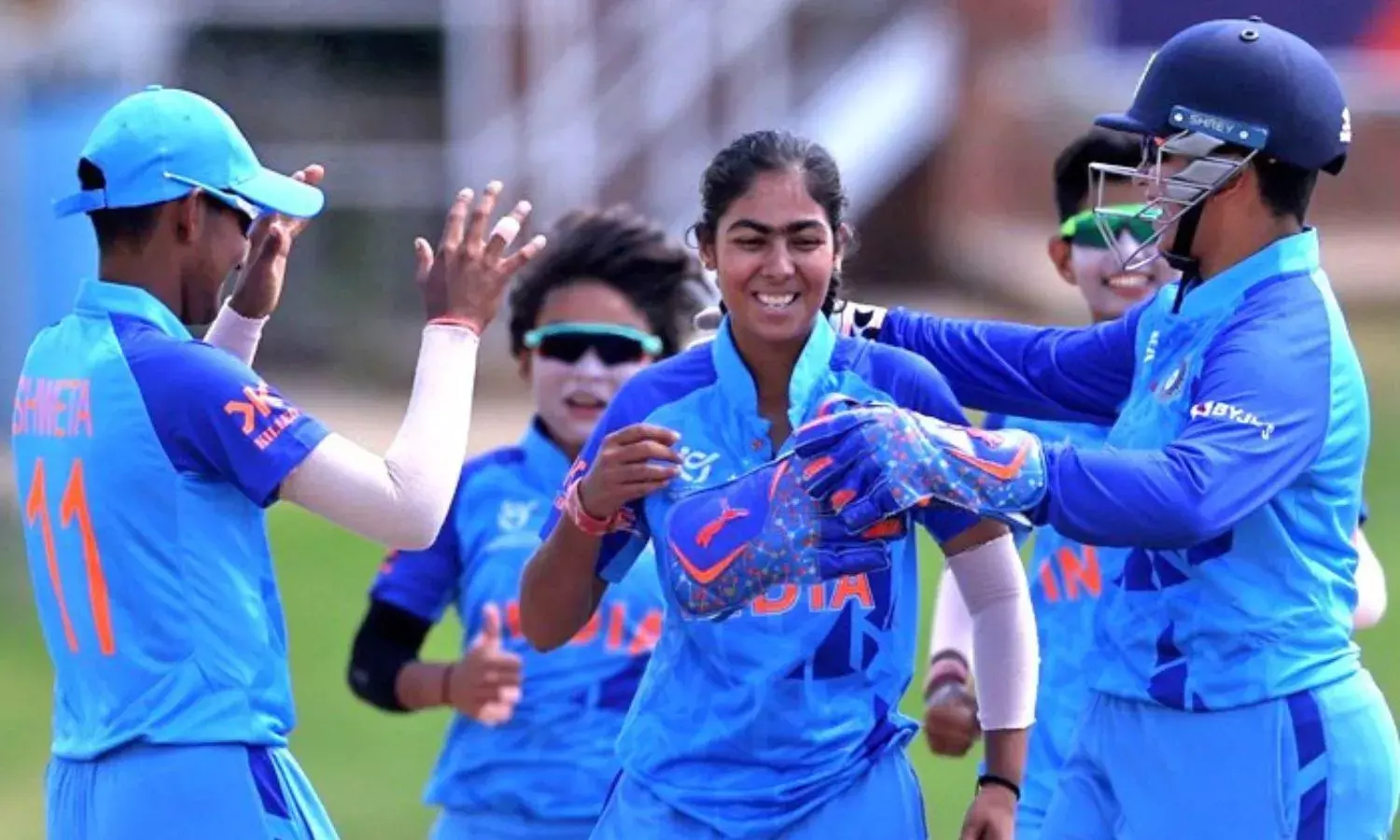 U-19 Womens World Cup: विश्व कप के सेमीफाइनल में पहुंची भारतीय टीम U-19 Womens World Cup: विश्व कप के सेमीफाइनल में पहुंची भारतीय टीम