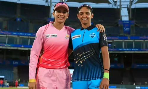 WIPL Team Auction: महिला आईपीएल की 5 टीमों की आज होगी घोषणा, अडाणी ग्रुप समेत 17 कंपनियां पेश करेंगी दांव WIPL Team Auction: महिला आईपीएल की 5 टीमों की आज होगी घोषणा, अडाणी ग्रुप समेत 17 कंपनियां पेश करेंगी दांव