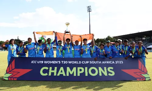 U-19 Womens World Cup: इंग्लैंड को हराकर भारत बना विश्व विजेता U-19 Womens World Cup: इंग्लैंड को हराकर भारत बना विश्व विजेता
