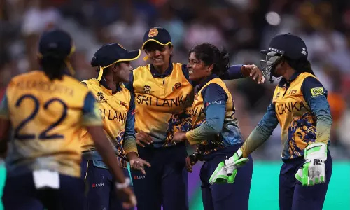 Womens T20 World Cup: रोमांचक मुकाबले में श्रीलंका ने मेजबान साउथ अफ्रीका को 3 रन से दी मात Womens T20 World Cup: रोमांचक मुकाबले में श्रीलंका ने मेजबान साउथ अफ्रीका को 3 रन से दी मात