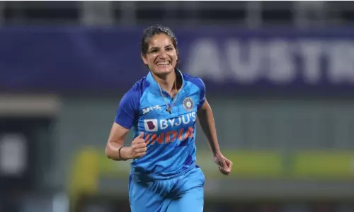 WPL Auction: हिमाचल में रेणुका ठाकुर के घर जश्न, पिता के निधन के बाद बेटी ने पूरा किया सपना