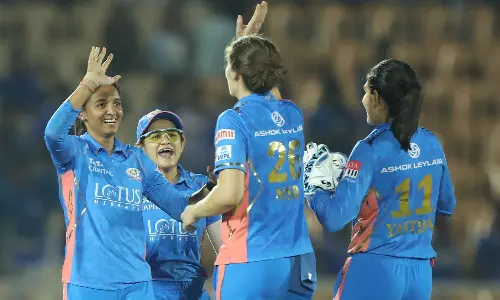 WPL- MI vs GG: मुंबई इंडियंस की जीत का अभियान जारी, गुजरात जायंट्स को 55 रन से हराया