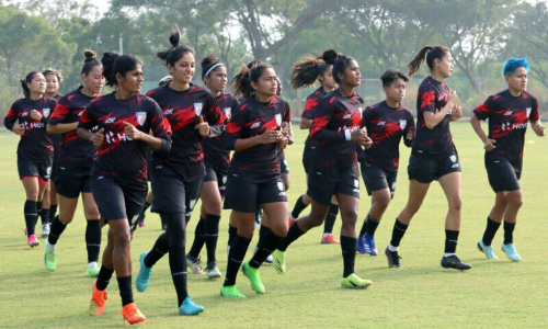 जॉर्डन और उज्बेकिस्तान दौरे के लिए 23 सदस्यीय भारतीय महिला फुटबॉल टीम का हुआ ऐलान जॉर्डन और उज्बेकिस्तान दौरे के लिए 23 सदस्यीय भारतीय महिला फुटबॉल टीम का हुआ ऐलान