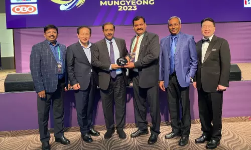 हॉकी विश्व कप की सफल मेजबानी के लिए भारत को मिला सर्वश्रेष्ठ आयोजक का पुरस्कार हॉकी विश्व कप की सफल मेजबानी के लिए भारत को मिला सर्वश्रेष्ठ आयोजक का पुरस्कार