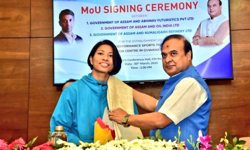 विश्व चैंपियन बनने पर लवलीना को असम के सीएम ने किया सम्मानित