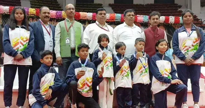 राष्ट्रीय सब जूनियर ताइक्वाण्डो में यूपी की टीम ने किया बेहतरीन प्रदर्शन, जीते आठ पदक राष्ट्रीय सब जूनियर ताइक्वाण्डो में यूपी की टीम ने किया बेहतरीन प्रदर्शन, जीते आठ पदक