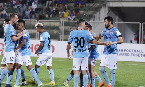 मुंबई एफसी ने जमदेशपुर को हराकर एएफसी चैपियंस लीग के ग्रुप चरण के लिए किया क्वालीफाई मुंबई एफसी ने जमदेशपुर को हराकर एएफसी चैपियंस लीग के ग्रुप चरण के लिए किया क्वालीफाई