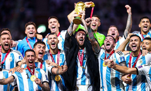 FIFA Rankings: छह साल में पहली बार शीर्ष पर पहुंचा विश्व चैंपियन अर्जेंटीना FIFA Rankings: छह साल में पहली बार शीर्ष पर पहुंचा विश्व चैंपियन अर्जेंटीना