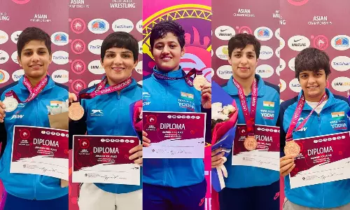 Indian Women Wrestlers Indian Women Wrestlers