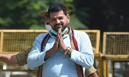 डब्ल्यूएफआई अध्यक्ष के खिलाफ यौन उत्पीड़न आरोपों के कोई ठोस सबूत नहीं: सूत्र डब्ल्यूएफआई अध्यक्ष के खिलाफ यौन उत्पीड़न आरोपों के कोई ठोस सबूत नहीं: सूत्र