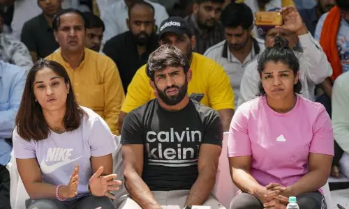 Wrestlers Protest: पहलवानों ने कहा, बृजभूषण की गिरफ्तारी नहीं होने तक विरोध प्रदर्शन खत्म नहीं करेंगे Wrestlers Protest: पहलवानों ने कहा, बृजभूषण की गिरफ्तारी नहीं होने तक विरोध प्रदर्शन खत्म नहीं करेंगे