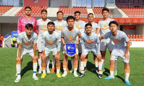 भारत के अंडर-17 ने अभ्यास मैच में एटलेटिको मैड्रिलिनो अंडर-16 को हराया भारत के अंडर-17 ने अभ्यास मैच में एटलेटिको मैड्रिलिनो अंडर-16 को हराया