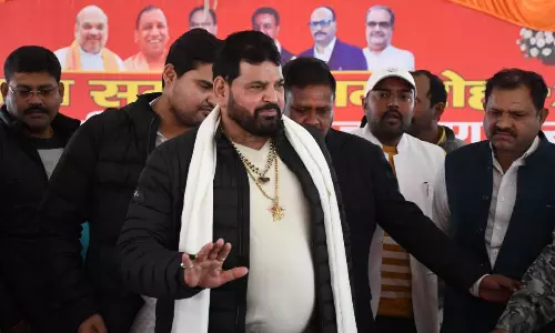 Wrestlers Protest: बृजभूषण शरण पर पॉक्सो सहित दो प्राथमिकी दर्ज Wrestlers Protest: बृजभूषण शरण पर पॉक्सो सहित दो प्राथमिकी दर्ज
