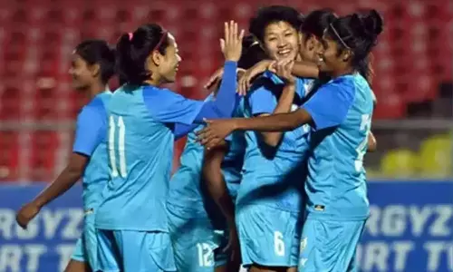 भारत एएफसी महिला ओलंपिक क्वालीफायर के दूसरे दौर में जापान, वियतनाम और उजबेकिस्तान के साथ भारत एएफसी महिला ओलंपिक क्वालीफायर के दूसरे दौर में जापान, वियतनाम और उजबेकिस्तान के साथ