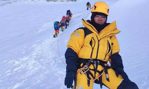 asmita dorjee mount everest