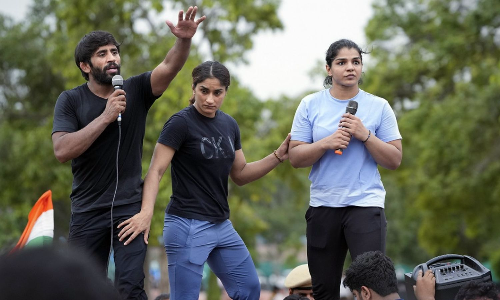 Wrestlers Protest: प्रदर्शनकारी पहलवानों ने कहा - गंगा में फेंक देंगे मेडल, इंडिया गेट पर करेंगे आमरण अनशन Wrestlers Protest: प्रदर्शनकारी पहलवानों ने कहा - गंगा में फेंक देंगे मेडल, इंडिया गेट पर करेंगे आमरण अनशन